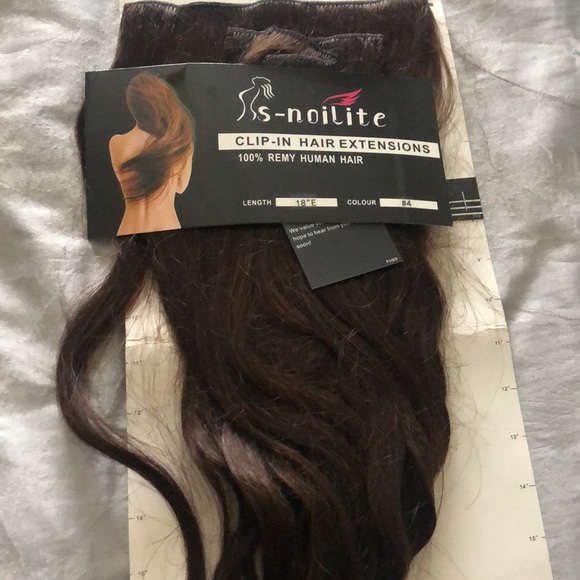 Clip in hair extensions 18e colour 4